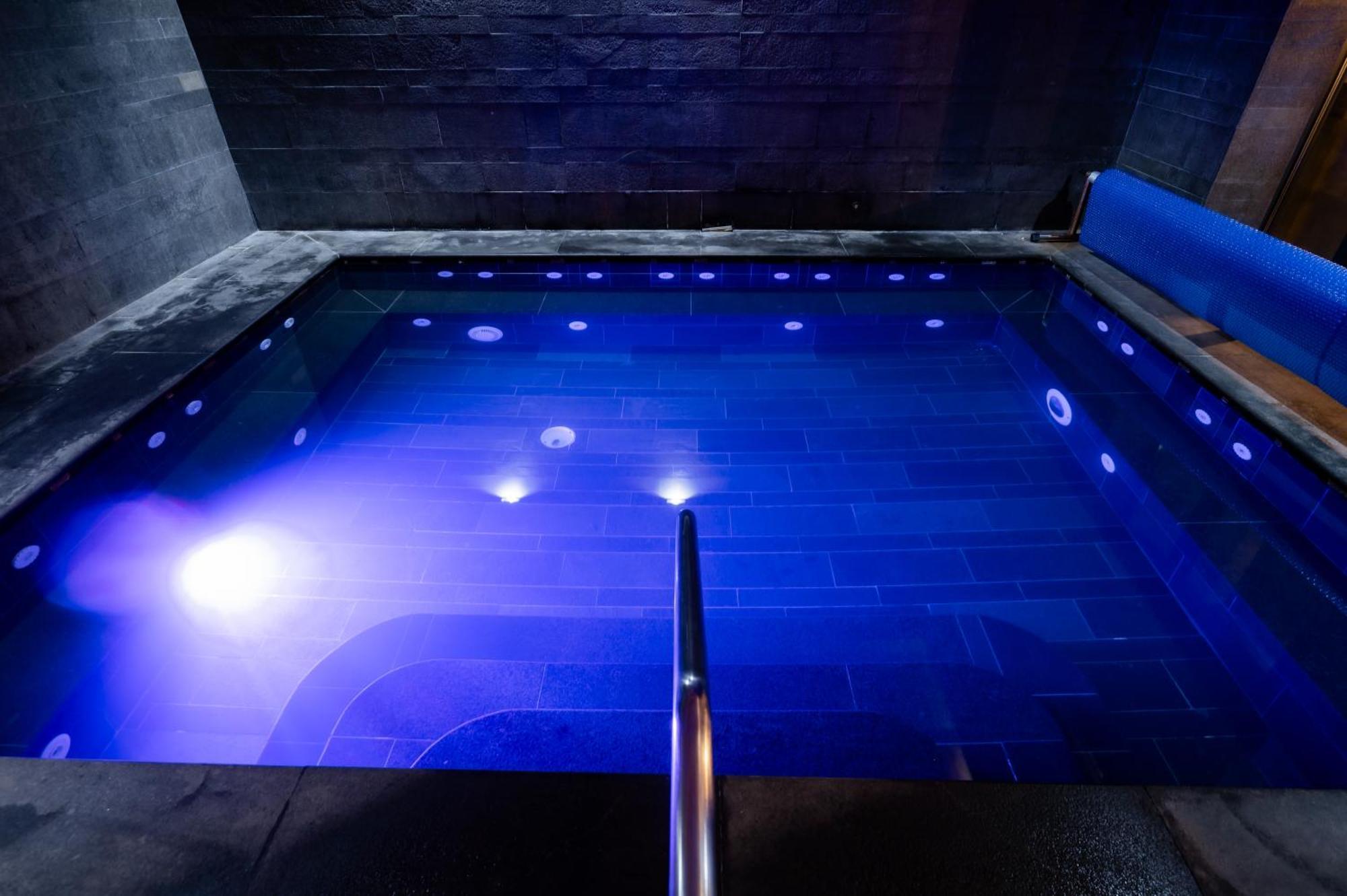 Q Resort And Spa 사셀레 외부 사진